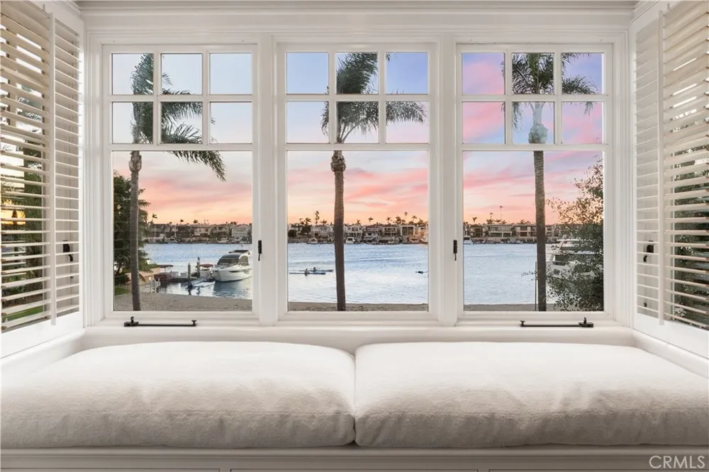 2411 Bayshore Newport Beach, CA 92663