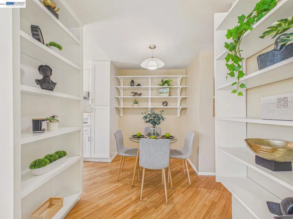 2201 Virginia St #2 Berkeley, CA 94709