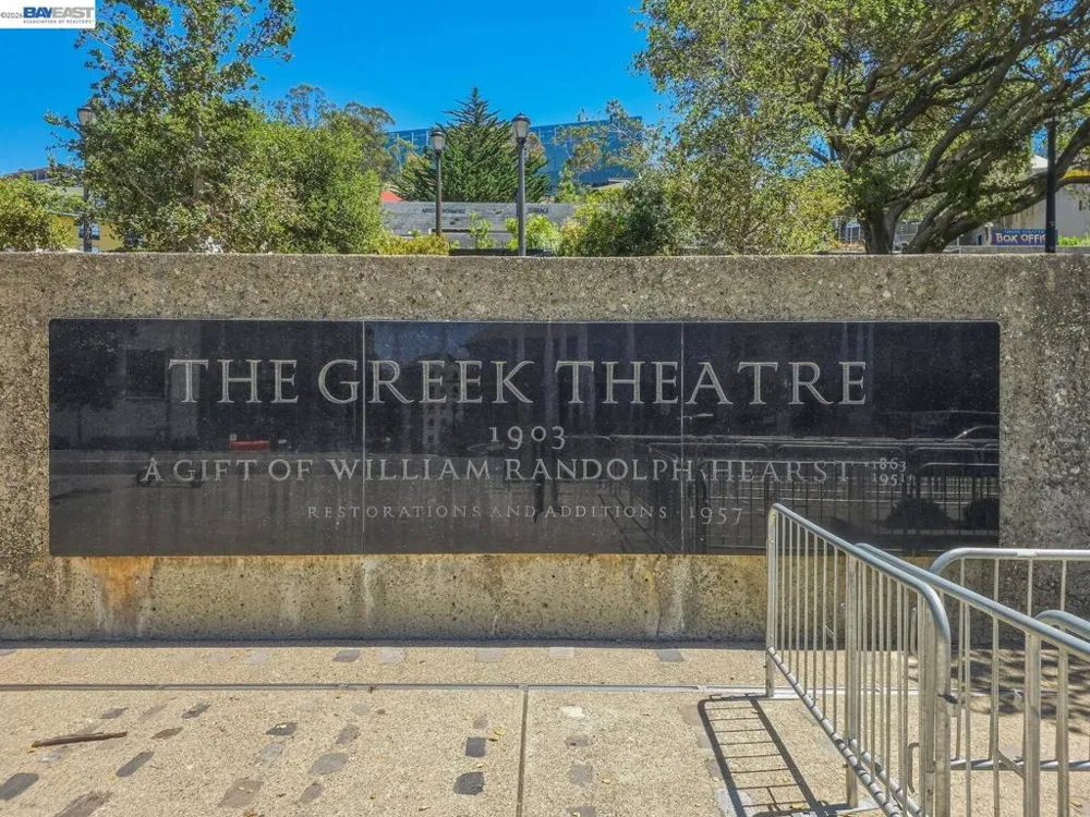 2201 Virginia St #2 Berkeley, CA 94709
