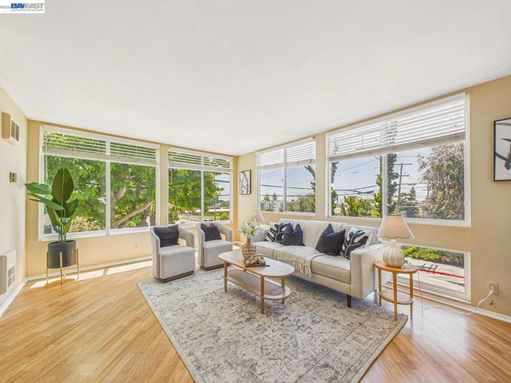 2201 Virginia St #2 Berkeley, CA 94709