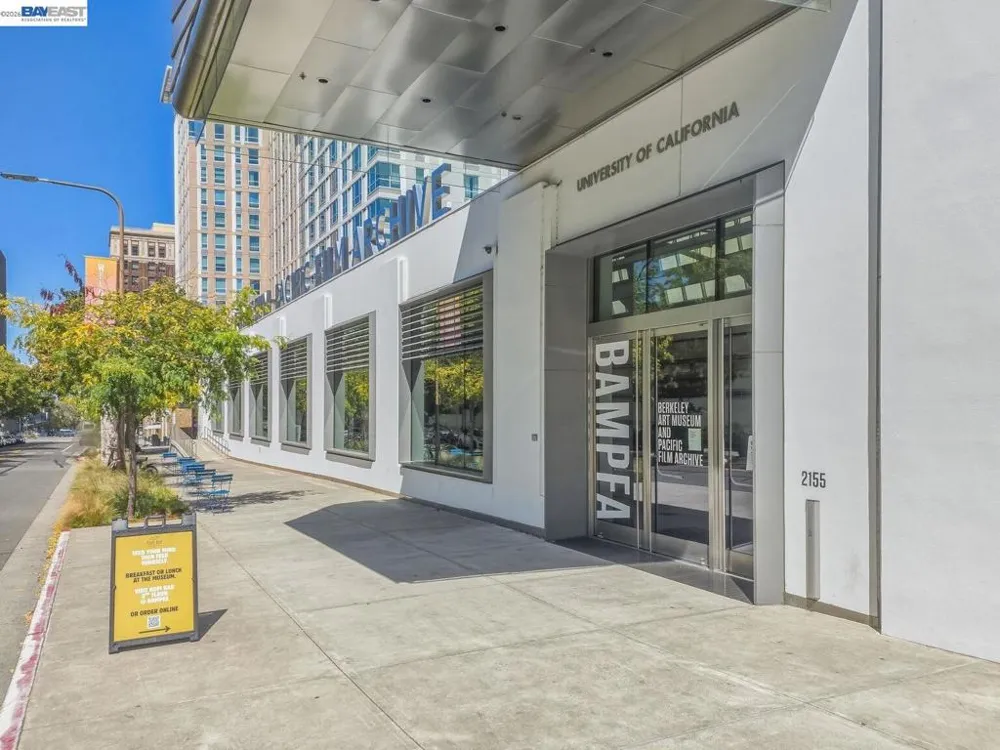 2201 Virginia St #2 Berkeley, CA 94709