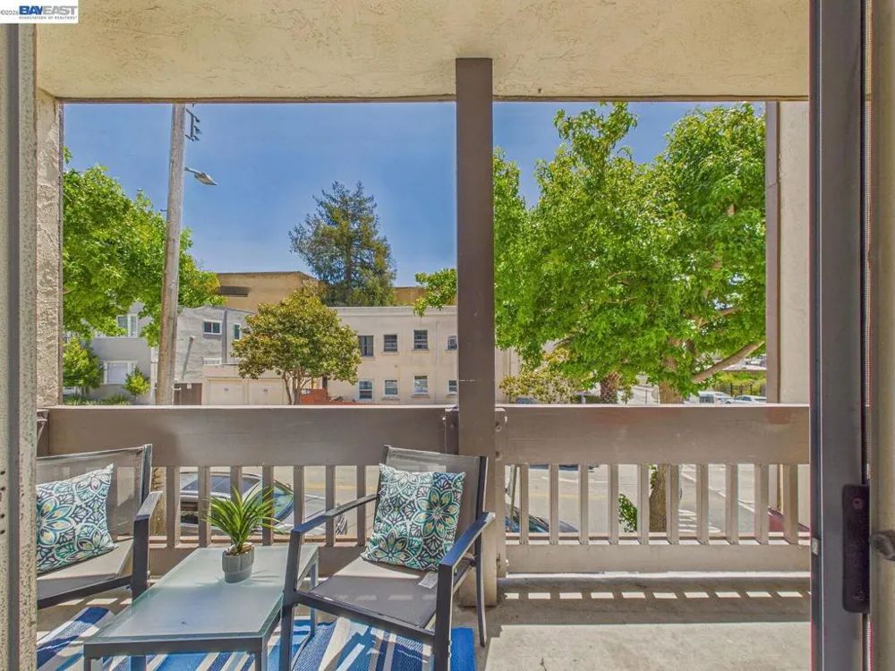2201 Virginia St #2 Berkeley, CA 94709