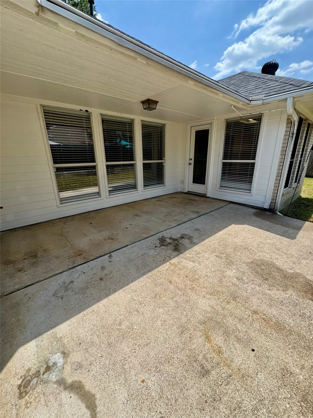 907 Red Oak Drive Mansfield, TX 76063