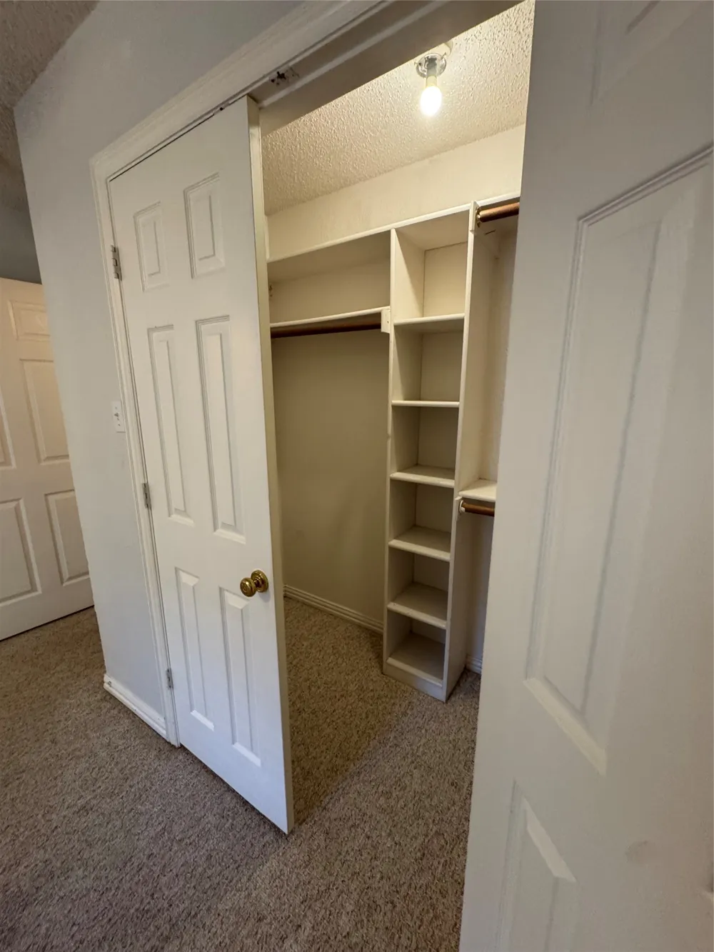907 Red Oak Drive Mansfield, TX 76063