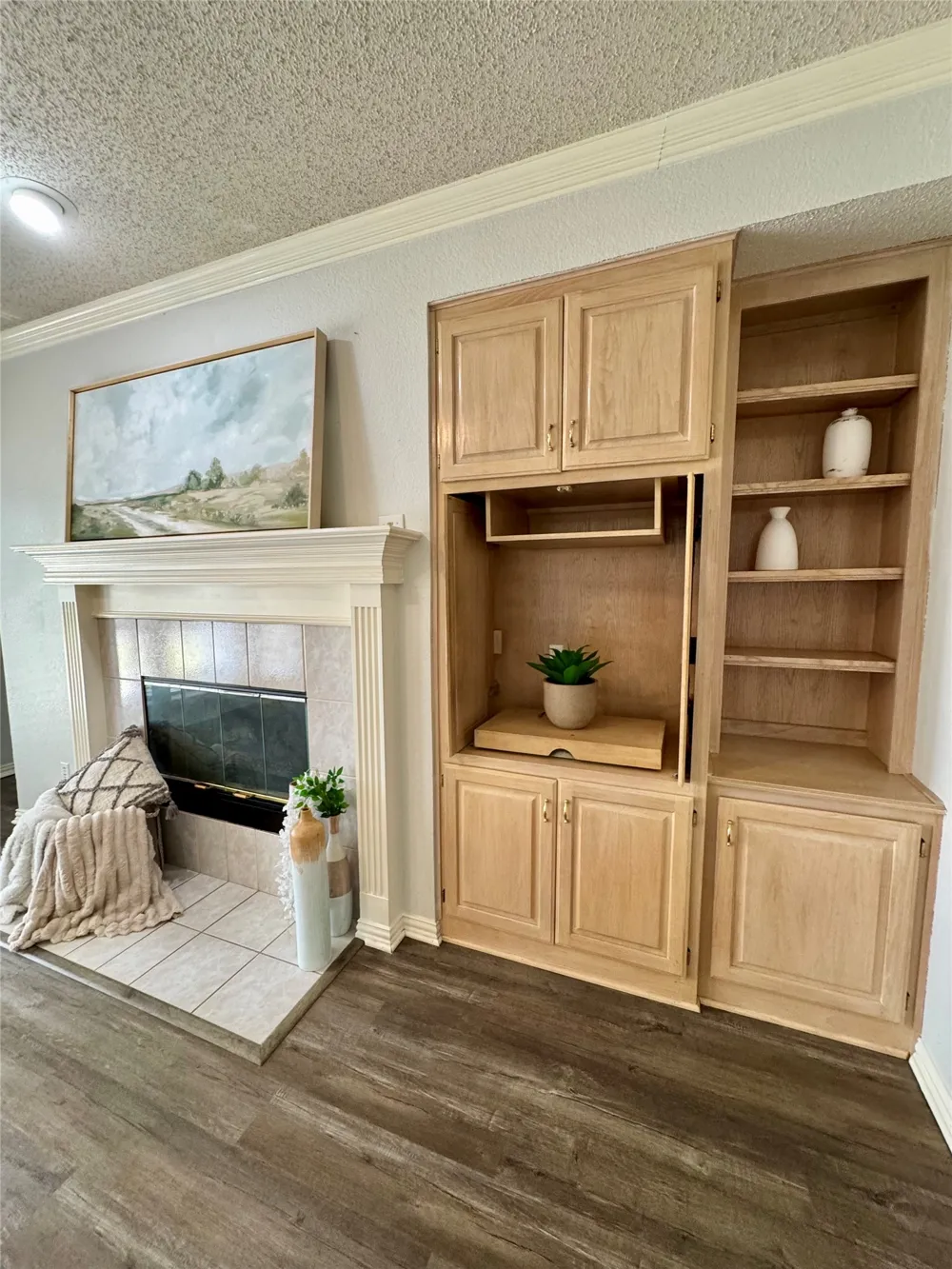 907 Red Oak Drive Mansfield, TX 76063
