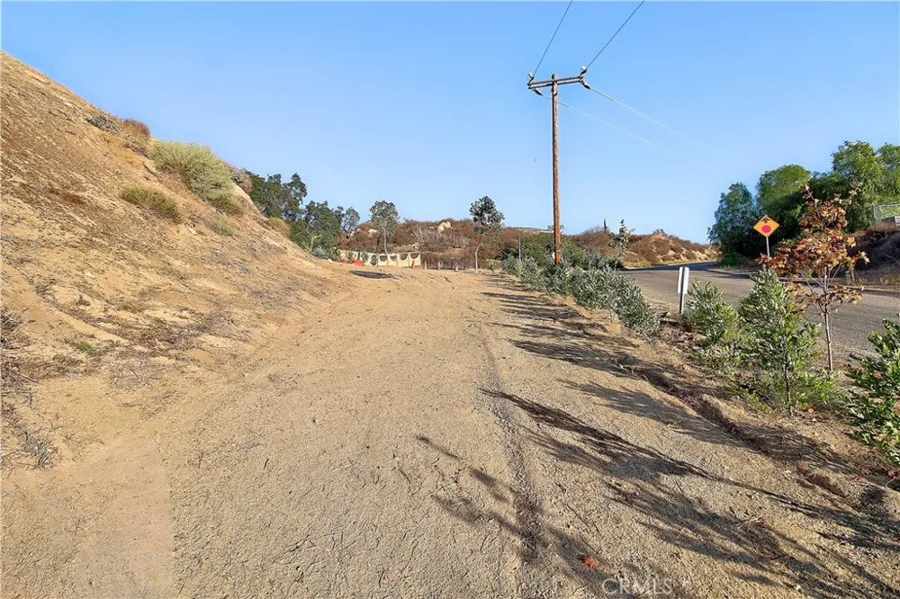 20653 Mustang Court Lake Mathews, CA 92570