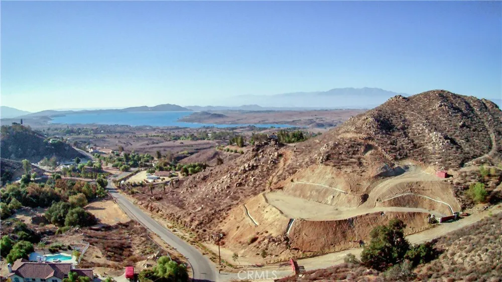 20653 Mustang Court Lake Mathews, CA 92570