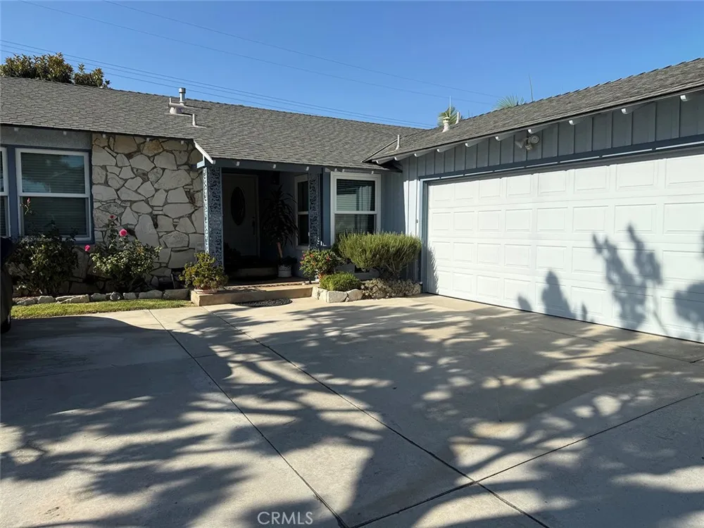 2864 W Monroe Anaheim, CA 92801