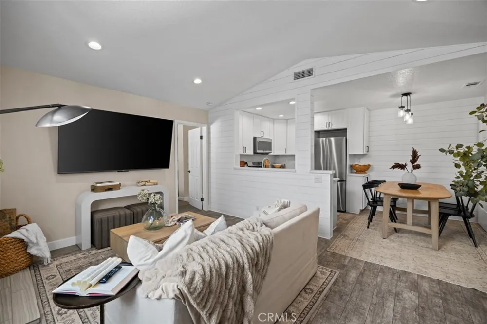 7 Rosa Rancho Santa Margarita, CA 92688