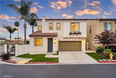 1115 Vecino Lane