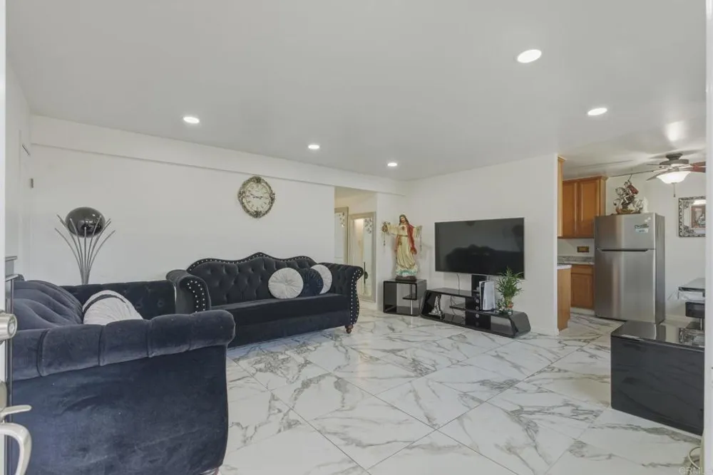 505 E Madison Ave #76 El Cajon, CA 92020