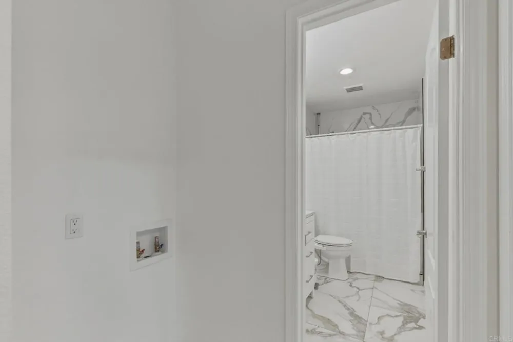 505 E Madison Ave #76 El Cajon, CA 92020
