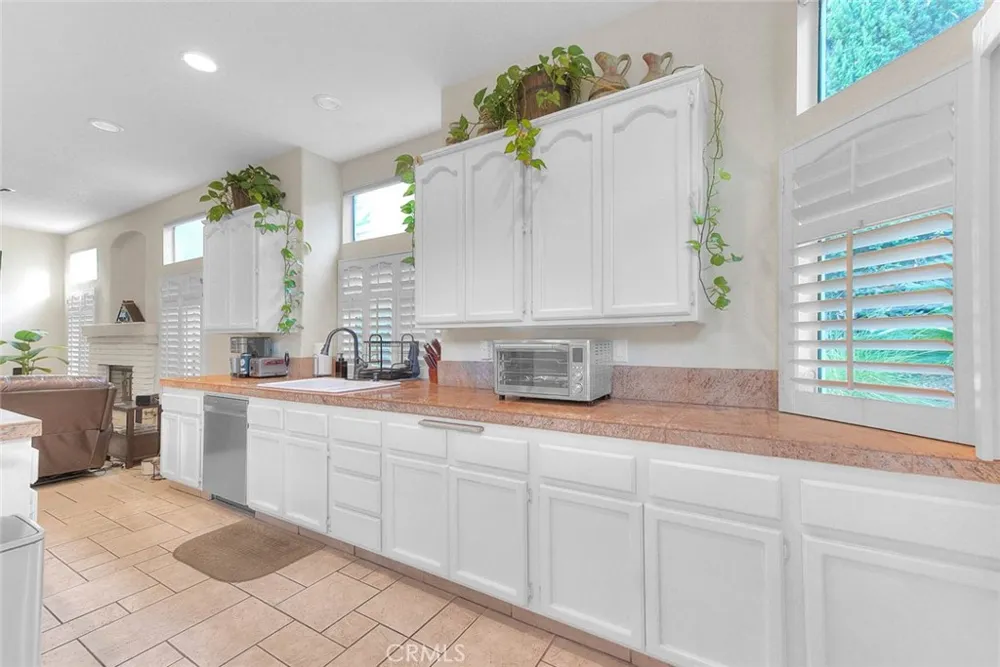 15028 Avenida De Las Flores Chino Hills, CA 91709