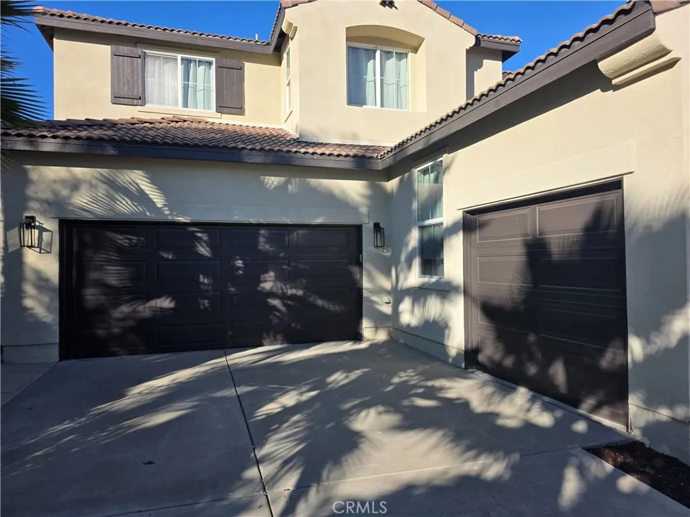51 Volta Del Tintori Lake Elsinore, CA 92532