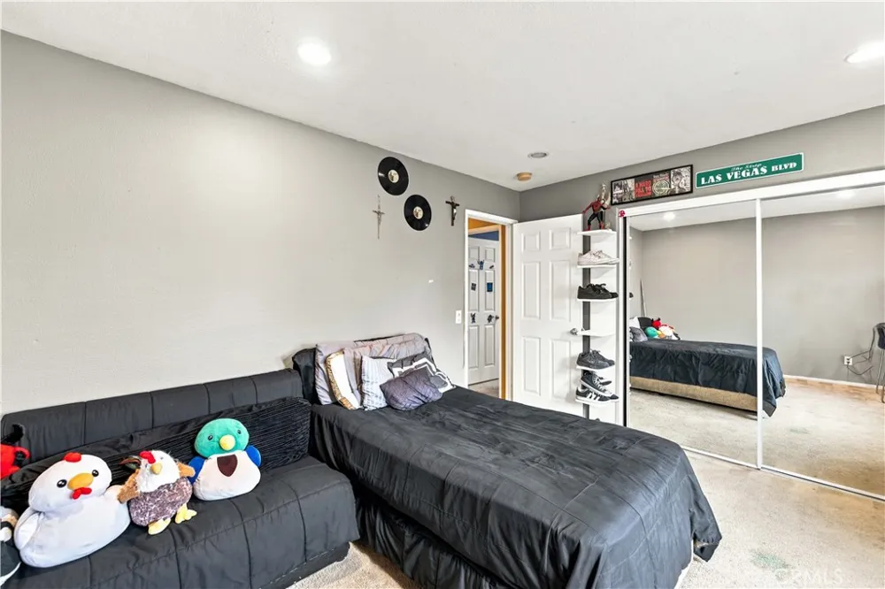 2545 Duomo Palmdale, CA 93550