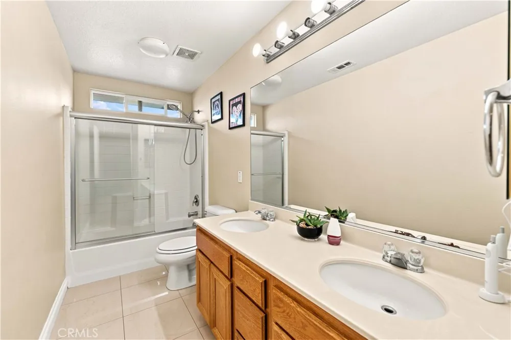 2545 Duomo Palmdale, CA 93550