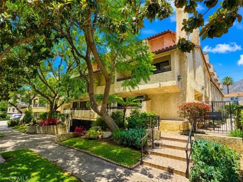 543 W Stocker Street #5