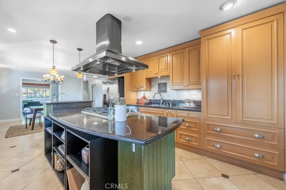 9451 Fuerte Drive La Mesa, CA 91941