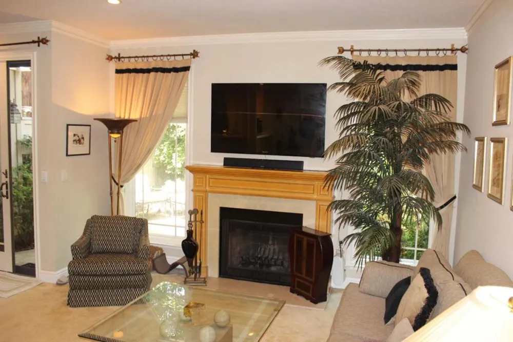 228 Flynn Avenue Mountain View, CA 94043