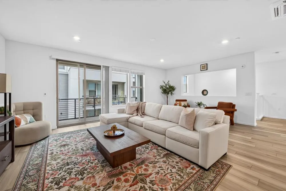 6810 Chroma Court San Jose, CA 95119