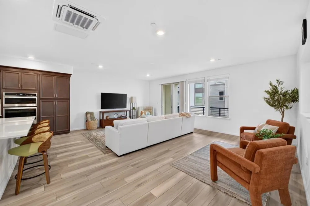 6810 Chroma Court San Jose, CA 95119