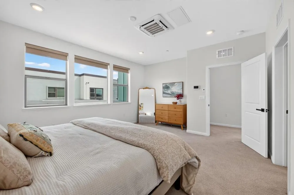 6810 Chroma Court San Jose, CA 95119