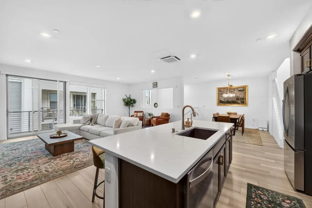 6810 Chroma Court San Jose, CA 95119