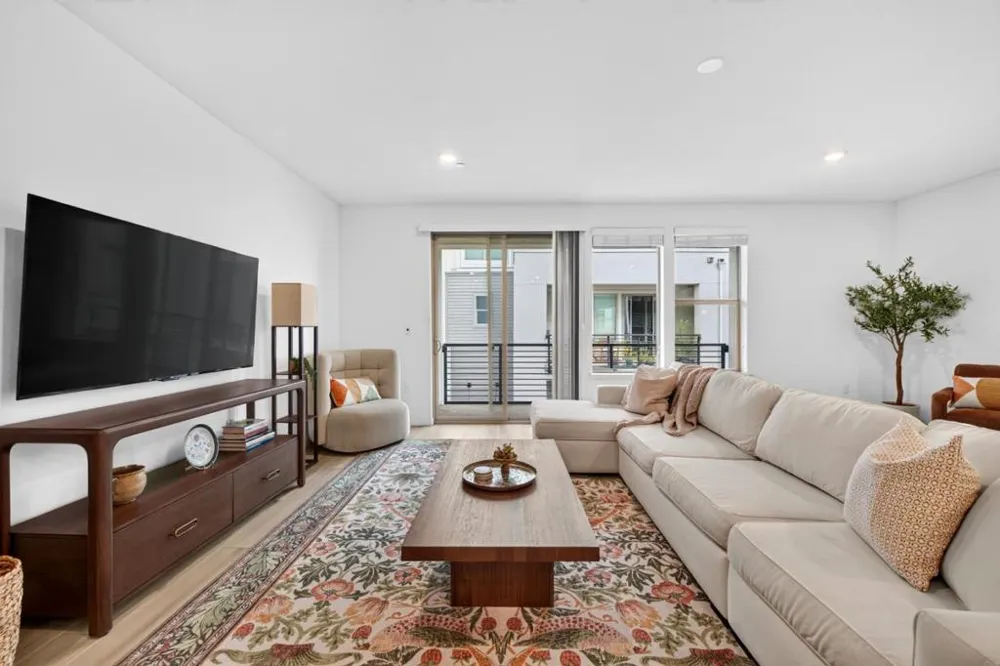 6810 Chroma Court San Jose, CA 95119