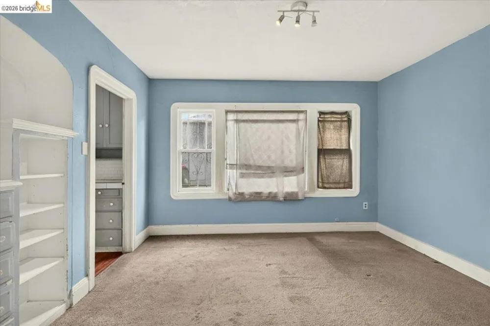 2333 81St Ave Oakland, CA 94605