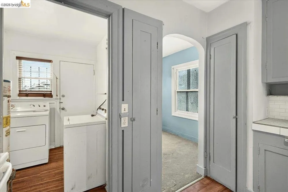 2333 81St Ave Oakland, CA 94605