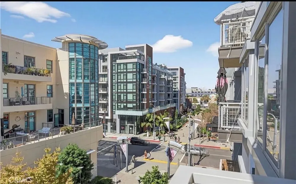 150 The Promenade Long Beach, CA 90802