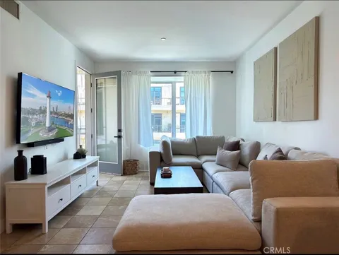 150 The Promenade