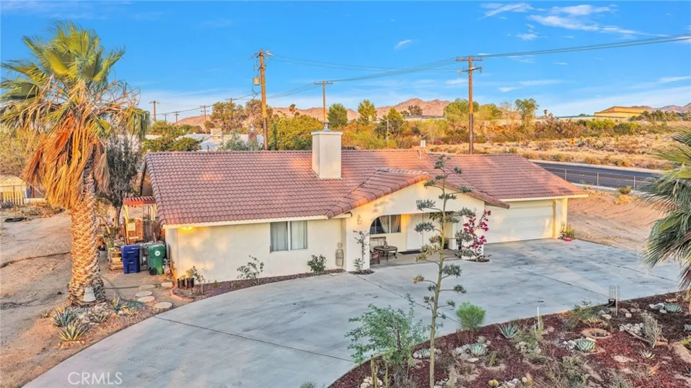 7685 Hilton Yucca Valley, CA 92284
