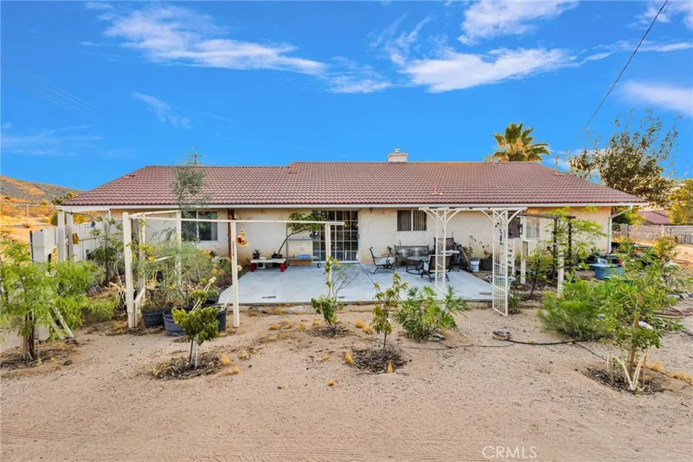 7685 Hilton Yucca Valley, CA 92284