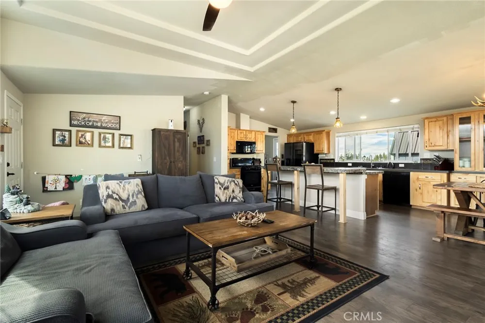 918 Deer Creek Paradise, CA 95969
