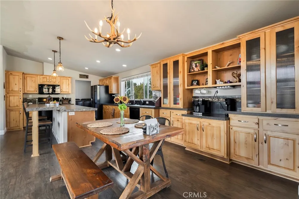 918 Deer Creek Paradise, CA 95969