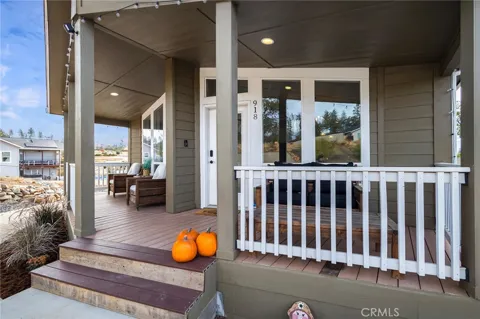 918 Deer Creek