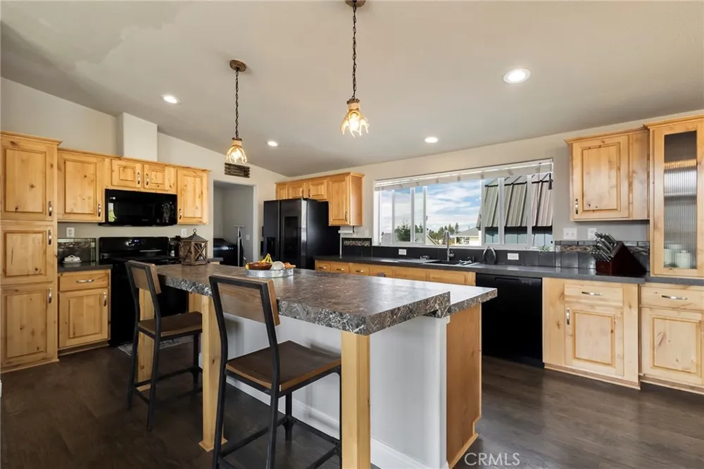 918 Deer Creek Paradise, CA 95969