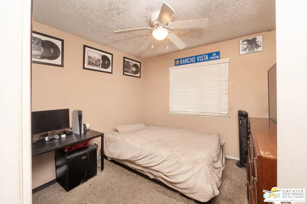2466 Orange Avenue Rialto, CA 92377