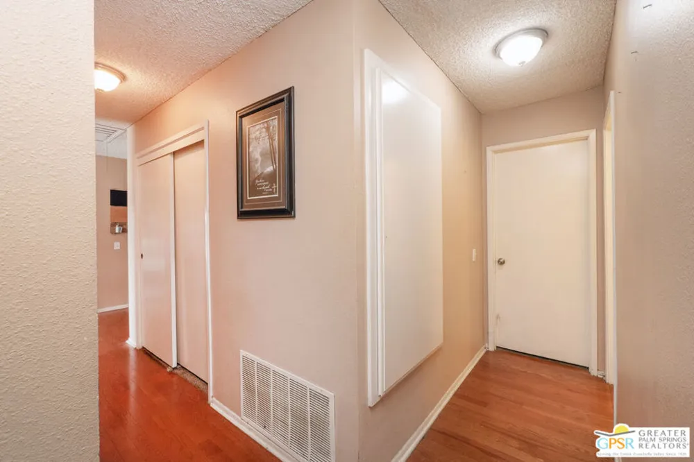 2466 Orange Avenue Rialto, CA 92377