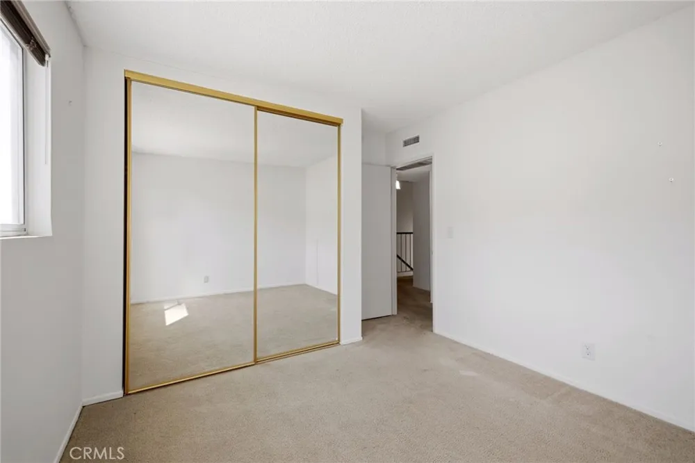 9436 Via Salerno Sun Valley, CA 91504