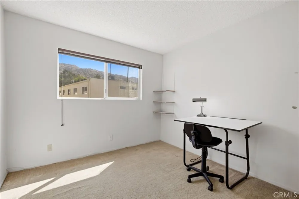 9436 Via Salerno Sun Valley, CA 91504