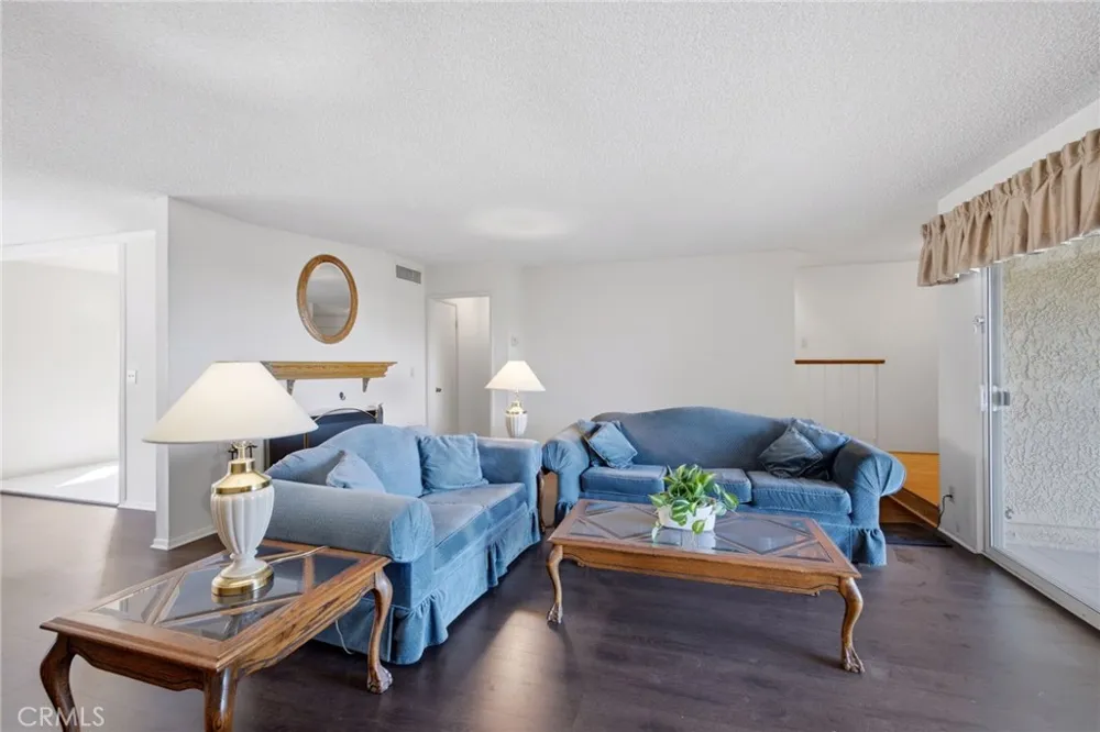 9436 Via Salerno Sun Valley, CA 91504