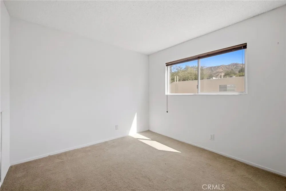 9436 Via Salerno Sun Valley, CA 91504