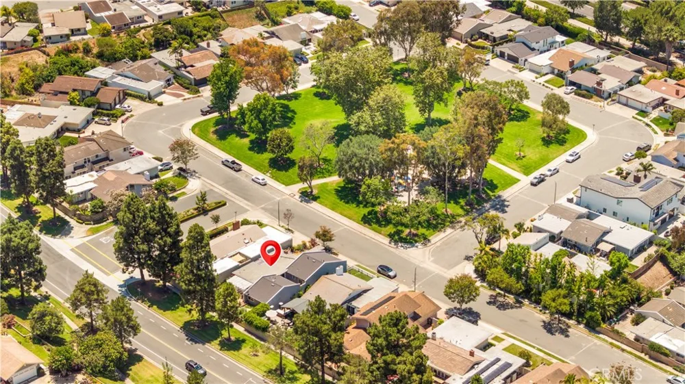 18846 Saginaw Irvine, CA 92603
