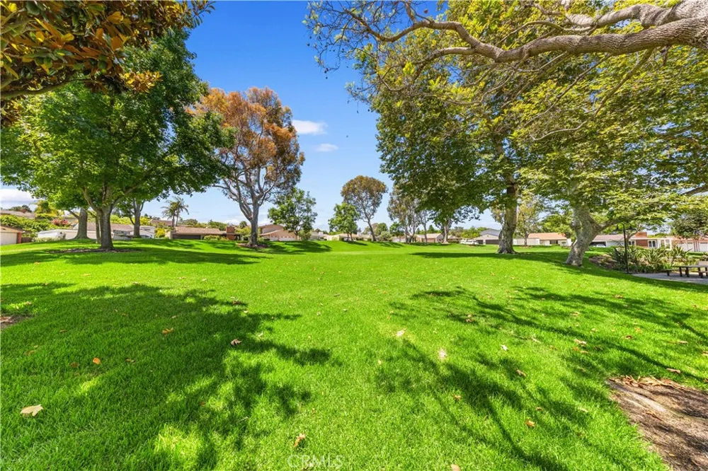 18846 Saginaw Irvine, CA 92603