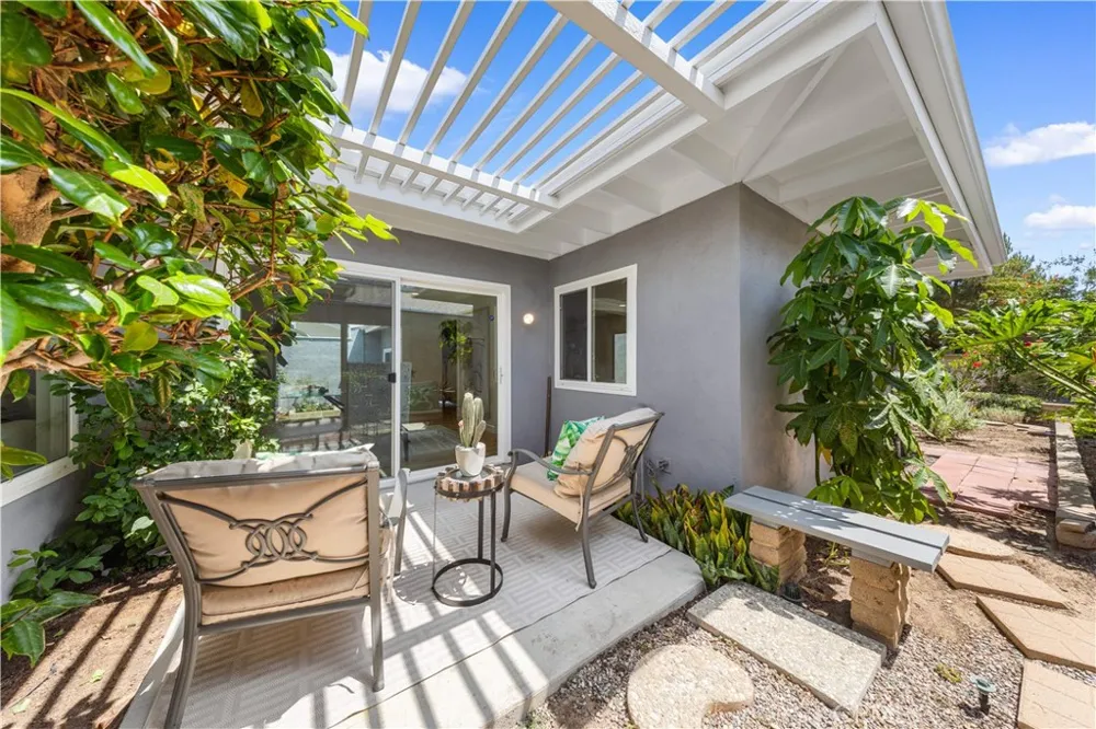 18846 Saginaw Irvine, CA 92603