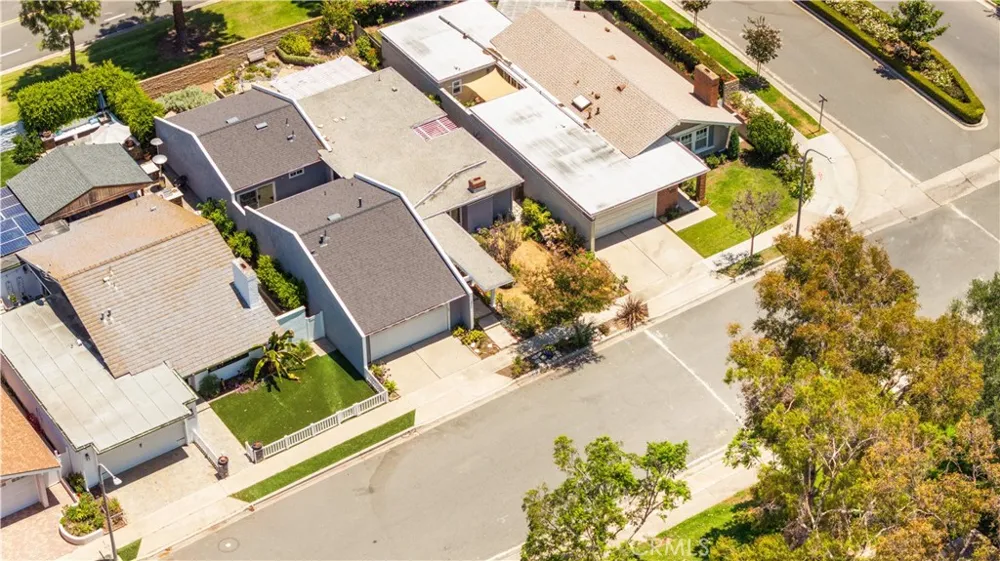 18846 Saginaw Irvine, CA 92603