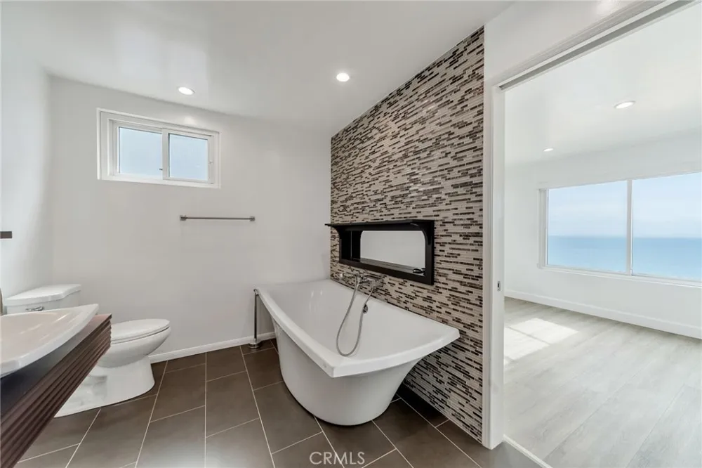 18203 Coastline #13 Malibu, CA 90265