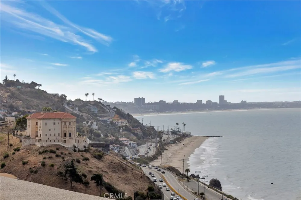 18203 Coastline #13 Malibu, CA 90265
